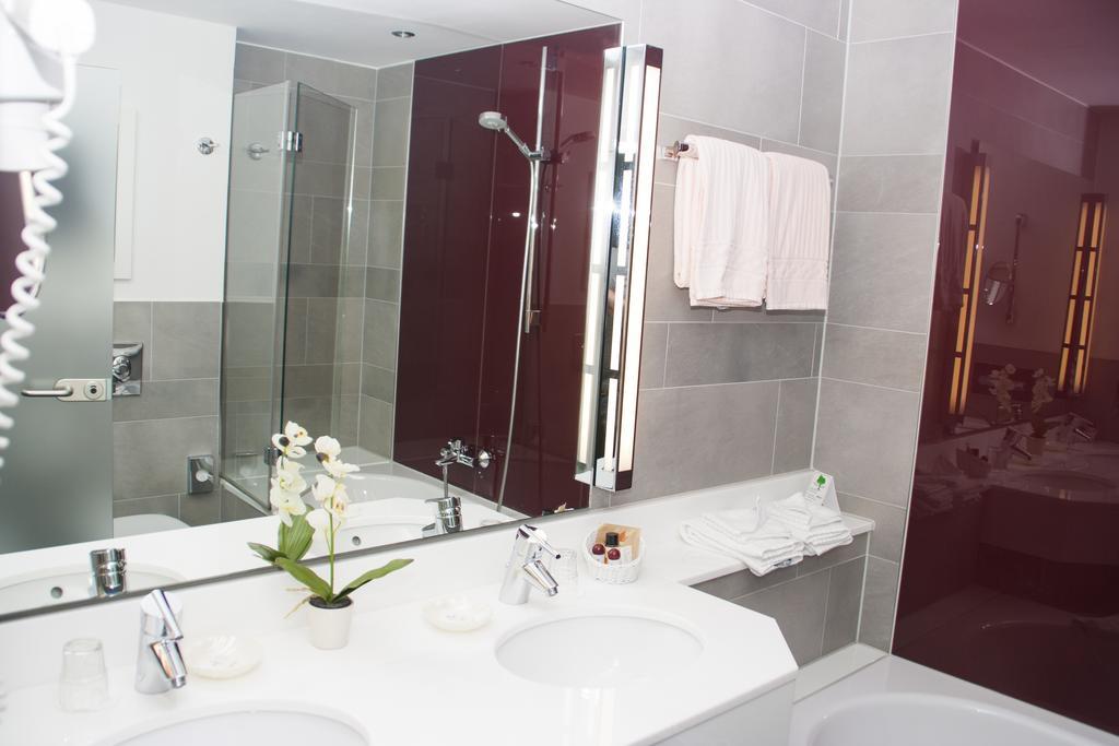Hotel Zum Adler Бон Екстериор снимка