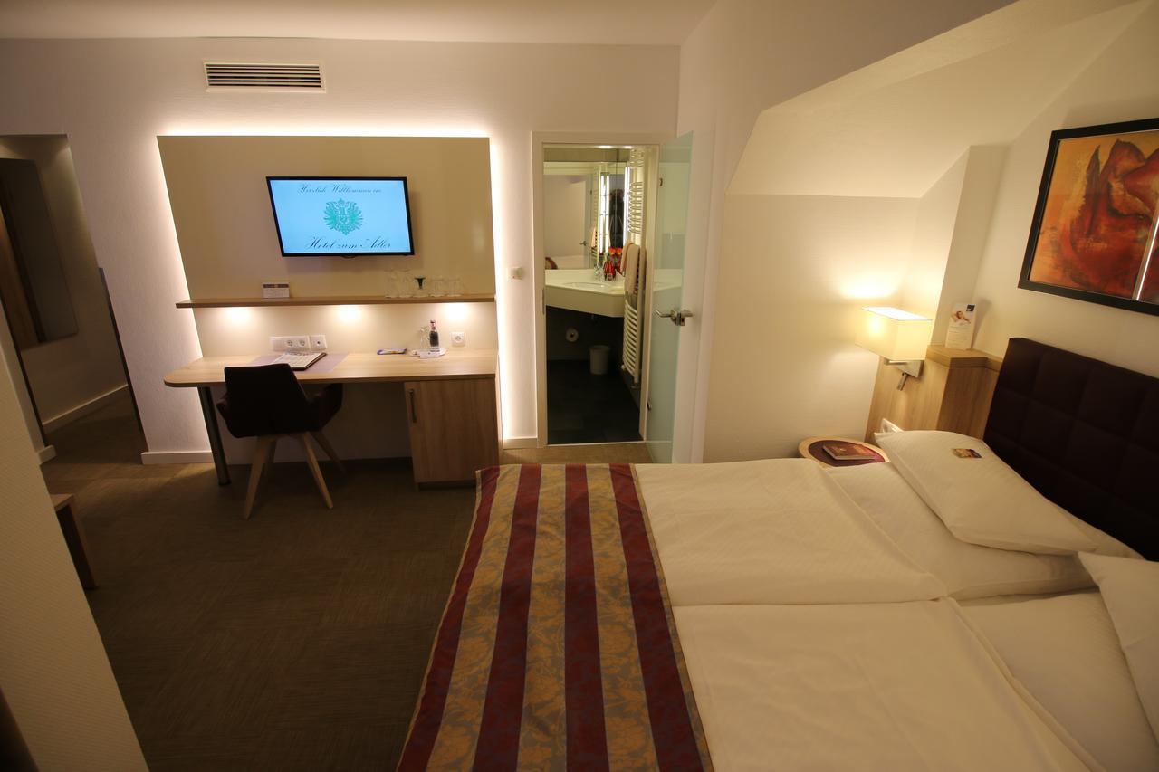 Hotel Zum Adler Бон Екстериор снимка