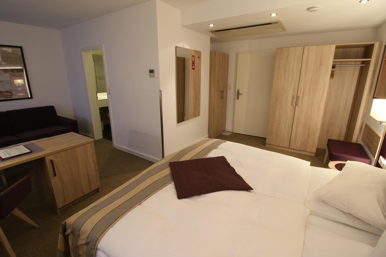 Hotel Zum Adler Бон Екстериор снимка