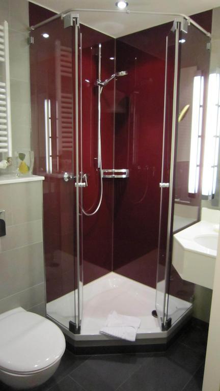 Hotel Zum Adler Бон Екстериор снимка